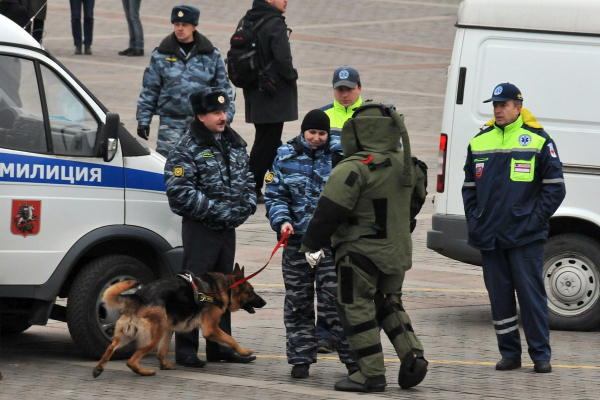 Бывший сапер хотел взорвать жилой дом в Мурманске. Как он стал самым опасным преступником России и почему его ловят уже 23 года?