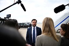 Джей Ди Вэнс рассказал о влиянии Кирка на его карьеру