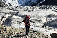 Художник из Омска пропал после песчаной бури на фестивале в США. Его нашли мертвым в луже крови во время сожжения огромного чучела