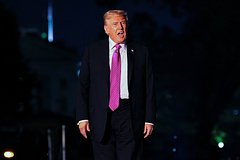 &laquo;Они неспособны разговаривать друг с другом&raquo;. Трамп решил взяться за диалог Путина и Зеленского