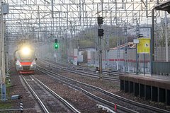 После взрыва на железной дороге в российском регионе задержали поезда