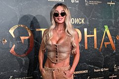 Психолог объяснил желание Седоковой ретушировать свои детские фото