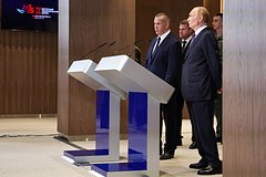Путин по видеосвязи открыл новый международный терминал аэропорта Хабаровска
