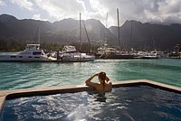 Россиянам предложили бюджетный отдых за рубежом вместо Сочи