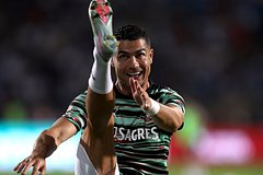 Россияне отдали 250 тысяч рублей за поездку в Ереван ради Роналду и нарвались на мошенника