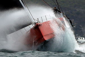 Россиянин на катамаране спас пропавшего в Гонконге китайского туриста