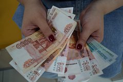 Рост зарплат россиян привел к увеличению числа получающих меньше МРОТ
