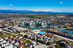 Туристов эвакуировали из отелей из-за пожара на турецком курорте