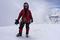 В Федерации альпинизма России заявили, что застрявшую на пике Победы Наговицину могли спасти. Что для этого нужно было сделать?