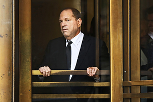 Женщина убедила суд признать изнасилование производственной травмой и получила компенсацию