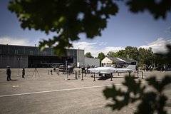 Неопознанные дроны впервые появились над базой бундесвера в Германии