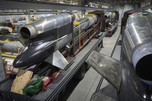 Россия атаковала &laquo;Искандером&raquo; грузовики ВСУ с беспилотниками. Десятки дронов-камикадзе загорелись и попали на видео