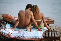 Россияне признались в любовных связях с гидами в путешествиях