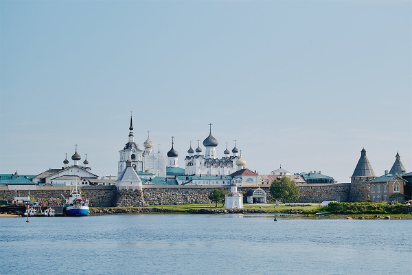 Север помнит. Почему поездка на Соловецкие острова может стать одной из самых незабываемых в жизни?