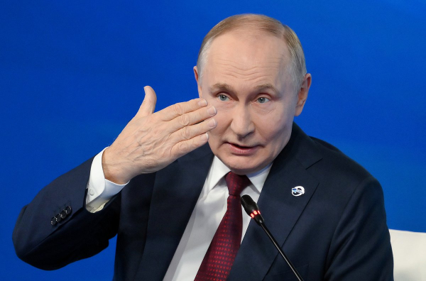 &laquo;У нас кратно меньше&raquo;. Путин сравнил потери России и Украины и рассказал о ситуации в зоне СВО